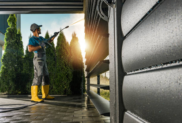 Best Sidewalk and Walkway Cleaning  in Bradford, RI